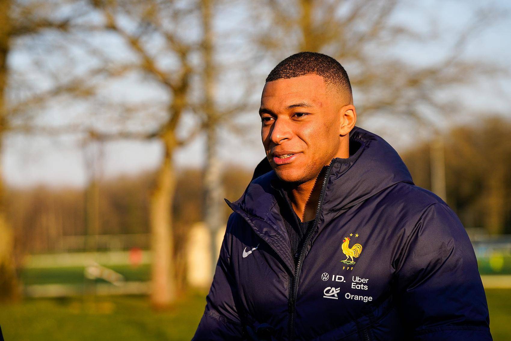  姆巴佩哑火巴黎爆冷 